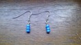 Boucles d'oreilles avec perles de fantaisies bleues
